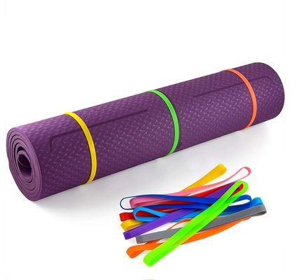 Banda de toalha de silicone flexível e fácil de usar para cadeiras de praia Mantenha sua toalha no lugar