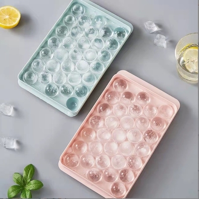Material de PP Três tamanhos Eco-friendly Food Grade Silicone Ice Maker Ice Cube Tray Pequeno molde para fabricação de bolas de gelo