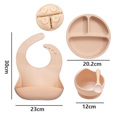 5pcs Eco-friendly Baby Feeding Set Silicone Sucção Bowls Placas Cucharão Forquilha Bib para Pequeninos