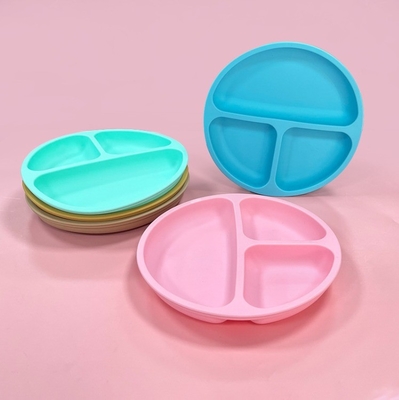 Placa de jantar de silicone sem BPA, antiderrapante para bebés, com vaso de sucção e material de qualidade alimentar