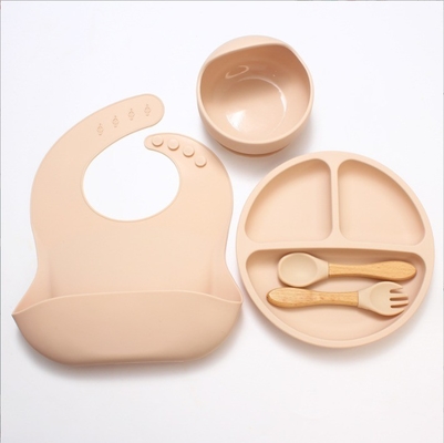 5pcs Soft Spoon BPA Baby Feeding Spoon Set Forks utensílios de silicone Baby Set para o mercado