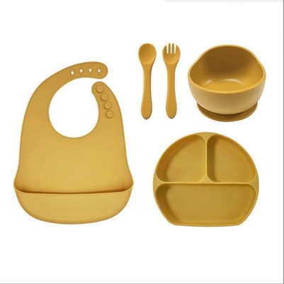 Conjunto de alimentação para bebés de silicone 5pcs melhor segurança impermeável fácil de limpar tigela com bib de colher
