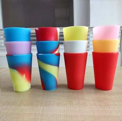 Silicone de qualidade alimentar 480 ml Taye Dye Silicone Tumblers Cups para água potável e café