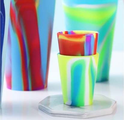 Nenhum Estilo de Design 12oz cálice de viagem isolado com alça e logotipo personalizado