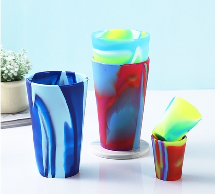 Nenhum Estilo de Design 12oz cálice de viagem isolado com alça e logotipo personalizado