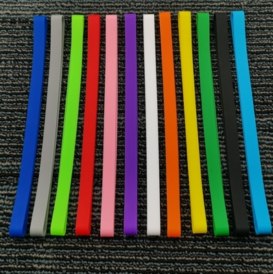 Banda de envolvimento de silicone elástica e colorida perfeita para várias aplicações