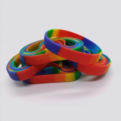 Pulseira de silicone para crianças Bracelete de borracha de tamanho personalizado em moldagem com logotipo de impressão
